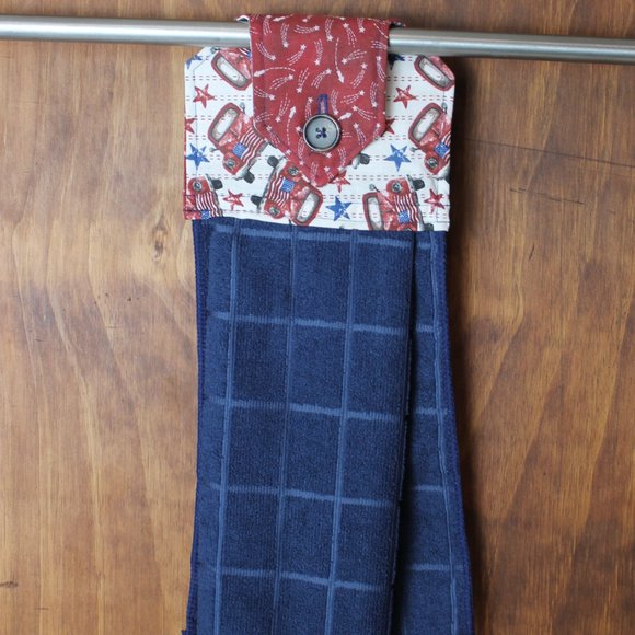 AMERICAN FLAG CLASSIC TRUCK HANDMADE HANGING TOWEL PATRIOTIC RED WHITE & BLUE - Picture 4 of 5